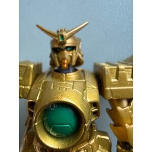 Vintage 2001 Bandai Gundam Sotsu Agency Gold Dragon Hands Figure
